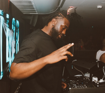 DJ Jola