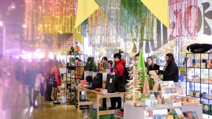 Final Week Annual Holiday Shop
