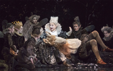 Performance-Midsummer-Nights-Dream-adaptation-Benjamin-Britten-Glyndebourne-Opera-England-2016