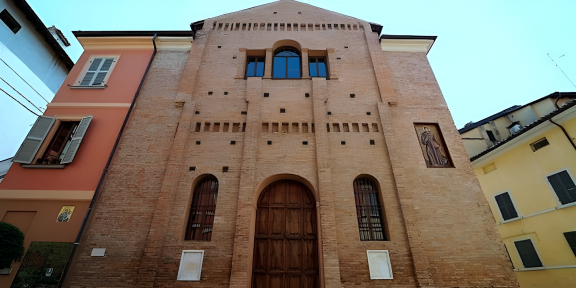 The small Ghiara visit to the church of San Giovannino enhanced
