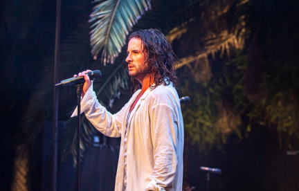 Don’t Change Ultimate INXS Tribute