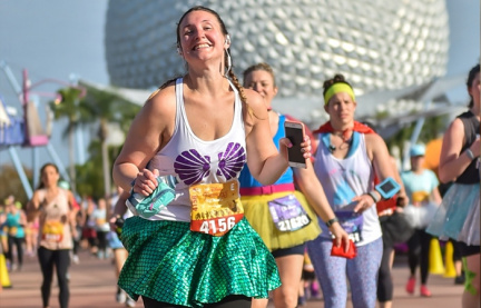 2021-WDW-ESPN-Wide-world-of-sports-rundisney-expo-merchandise-bib-pick-up-general-18-2-scaled