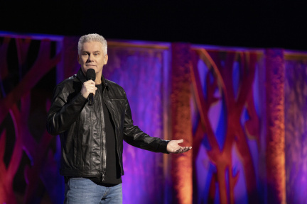 Brian-Regan-On-The-Rocks-Photo-Credit-Leavitt-Wells-Netflix-scaled