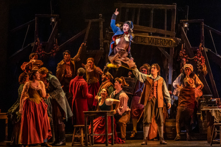 THC-L-les-mis-bushnell-1
