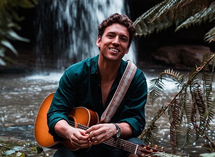 Taylor Henderson.v1