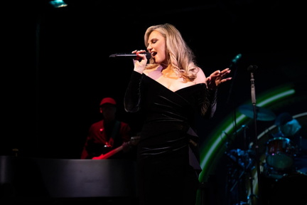 jen_adele