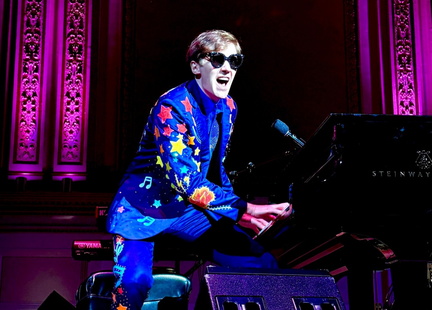 Tom's Elton Tribute