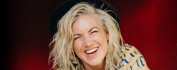 Lucinda Light