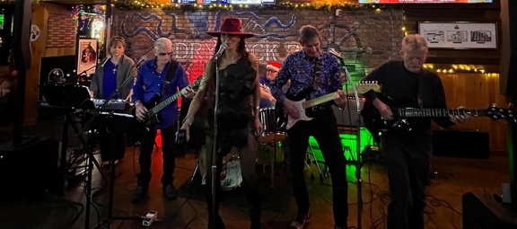 Teenage Rust and the Fabulous Rustettes