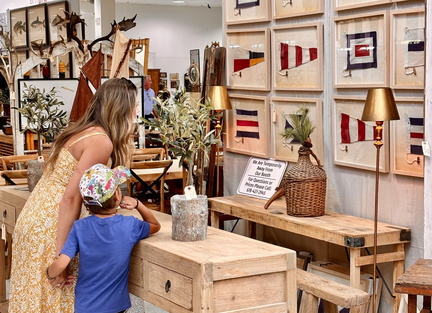 Scott Antique Markets