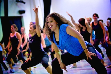 Shake It Out Aerobic Dance Class