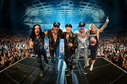 Scorpions-Group-Seattle-2017-8480-e1511449885109