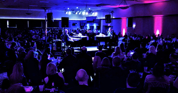 NEW Dueling Pianos