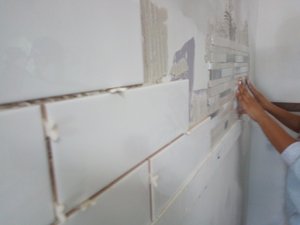 Ceramic Tile Backplash Shower Wall