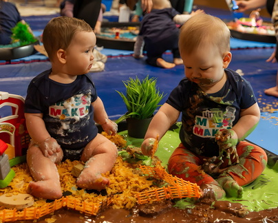 Messy Play, Farmyard Frolics