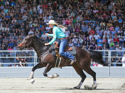 CRCF-Barrel-Racer-in-Full-Gallop-CVR21765-78-Cropped-4x3-Photo-Credit-Sean-Libin-980x735