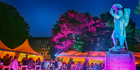 Leineweber-Markt