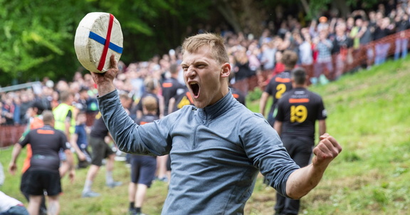 Cooper’s Hill Cheese Rolling