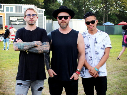 THE GLITCH MOB