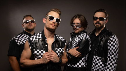 Fool House – The Ultimate 90’s Party