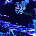 DJ
