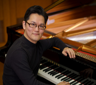The 5 Pianos 2025
