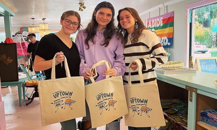 uptown-block-party-shoppers-20x12-WEB