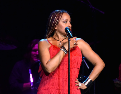 TINA TURNER TRIBUTE ( BY DEBBY HOLIDAY)