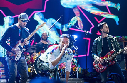 06772_show_1279x840_01