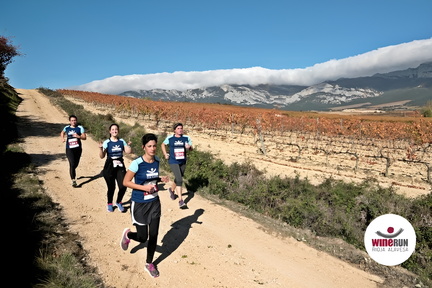 220-RIOJA-ALAVESA-WINE-RUN-2017a-700x467 (1)