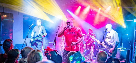 Looe Weekender