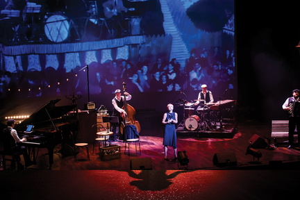 240517-Crown-Melbourne-Entertainment-The-Palms-Piaf-The-Show-1200x800-(2)