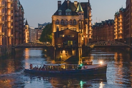 Abendliche Lichterfahrt