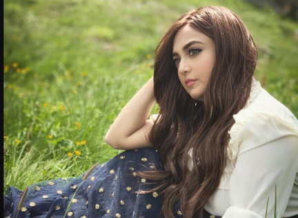 Monali Thakur