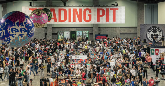 Sneaker con