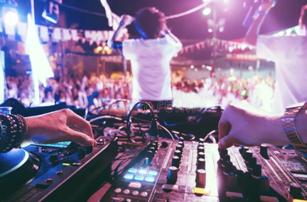 CLUB BEACH RAVE - DJ Dance Monthly
