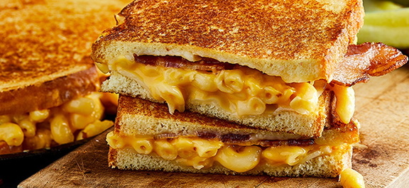 The Big Cheese Mac ‘N’ Cheese and Grilled Cheese Cook Off