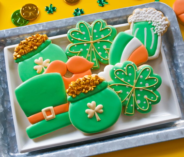 Green &amp; Sweet Cookie Decorating Class edit 290521821548378