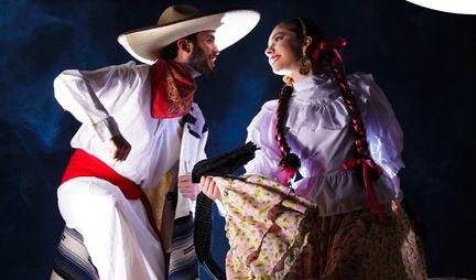 Competencia Folklórica De Tejas