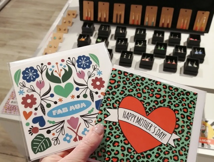 Spring craft market