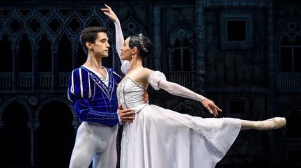 Romeo-y-Julieta-en-el-teatro-Universitario