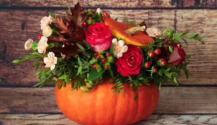 Foliage Frenzy Arrangement Workshop