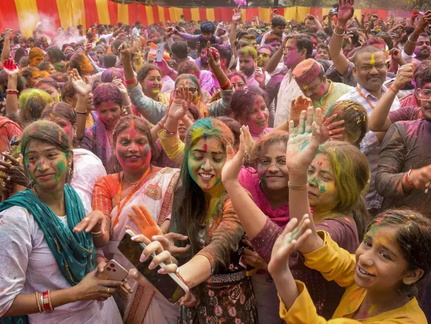Holi Glam 2.0