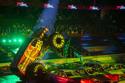 Hot Wheels Monster Trucks Live Glow-N-Fire