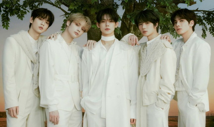 TOMORROW X TOGETHER