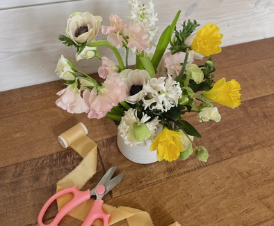 Spring Floral Arranging with Helianthus
