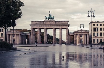 The Berlin Wall City