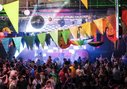 Raver Tots