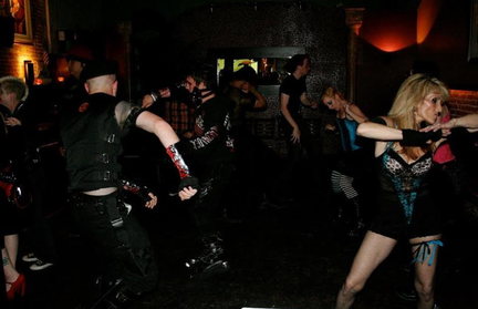 Ceremonia Oscura Dance Party