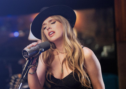 ZZ Ward